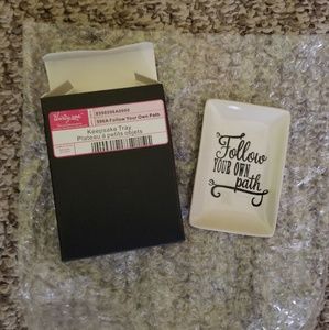 Thirty one Keepsake Tray-Follow your own path